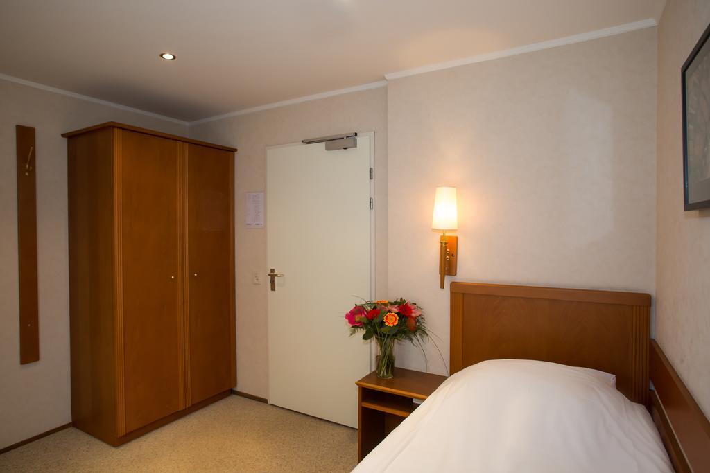 Landhotel De Hoofdige Boer Almen Kültér fotó